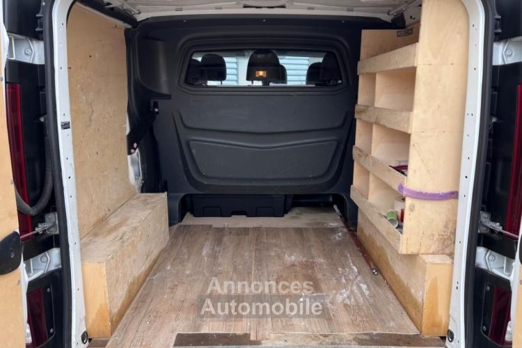 Renault Trafic 6 PLACES L2H1 120ch 2.0 DCI CABINE APPROFONDIE GALERIES DE TOIT + ECHELLE - <small></small> 24.490 € <small>TTC</small> - #20