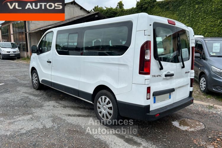 Renault Trafic 9 places 1.6 DCI 125 cv Année 2018 PRIX TTC récupération de TVA - <small></small> 16.740 € <small>TTC</small> - #4