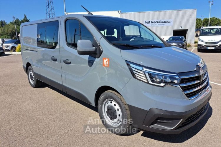 Renault Trafic CABINE APPROFONDIE 6PL L2H1 3T BLUE DCI 150 GSR2 RED EDITION PLUS - <small></small> 34.788 € <small>TTC</small> - #1