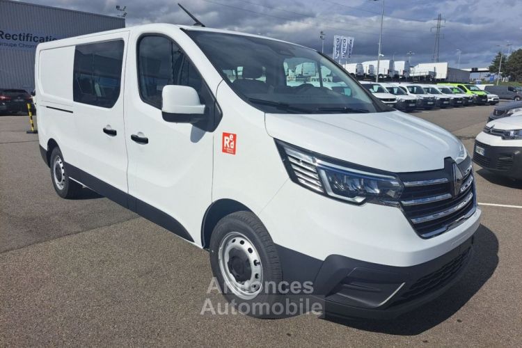 Renault Trafic CABINE APPROFONDIE CA L2H1 3T BLUE DCI 130 GSR2 RED EDITION 6PL NOUVEAU RESTYLÉ - <small></small> 35.988 € <small>TTC</small> - #1