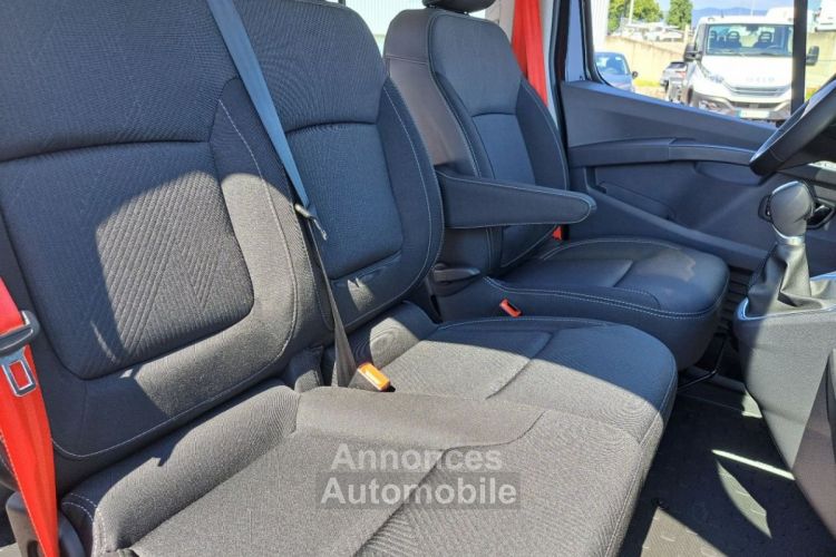 Renault Trafic CABINE APPROFONDIE CA L2H1 3T BLUE DCI 150 EDC EXCLUSIVE 6PL NOUVEAU - <small></small> 42.600 € <small>TTC</small> - #4