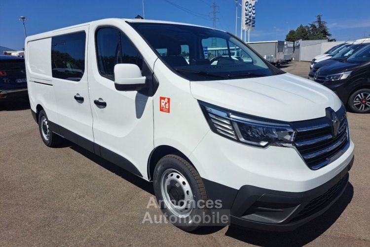 Renault Trafic CABINE APPROFONDIE CA L2H1 3T BLUE DCI 150 EDC RED 6PL NOUVEAU - <small></small> 39.000 € <small>TTC</small> - #1