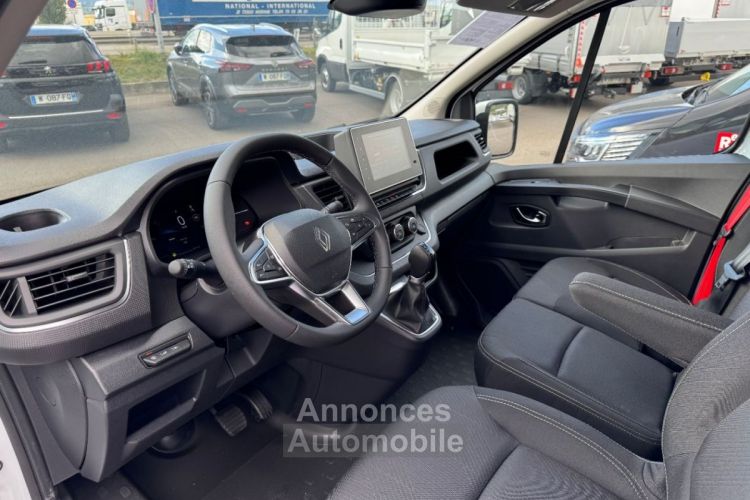 Renault Trafic CABINE APPROFONDIE L2H1 3T BLUE DCI 150 BVA9 GSR2 EXCLUSIVE 5PL - <small></small> 40.788 € <small>TTC</small> - #26