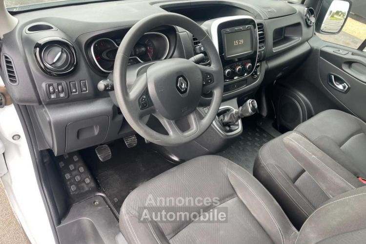 Renault Trafic COMBI 2.0 DCI 120 CH EXTRA R-LINK - <small></small> 20.490 € <small>TTC</small> - #10