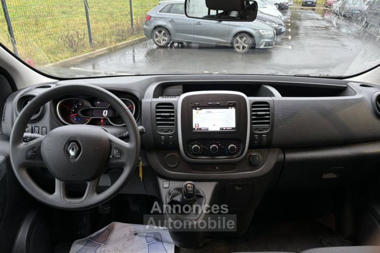 Renault Trafic Combi 2.0 dCi 145ch Energy Zen 9 places - <small></small> 22.990 € <small>TTC</small> - #5