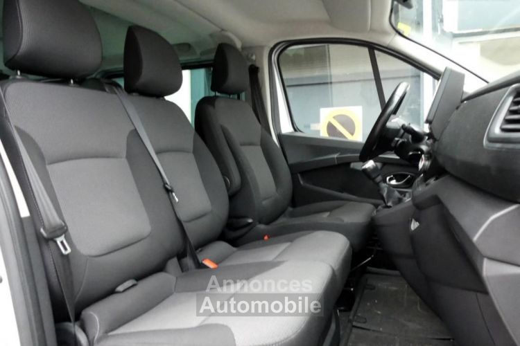 Renault Trafic COMBI 2.0 DCI 150 L2 ENERGY ZEN + ATTELAGE - <small></small> 31.990 € <small>TTC</small> - #12