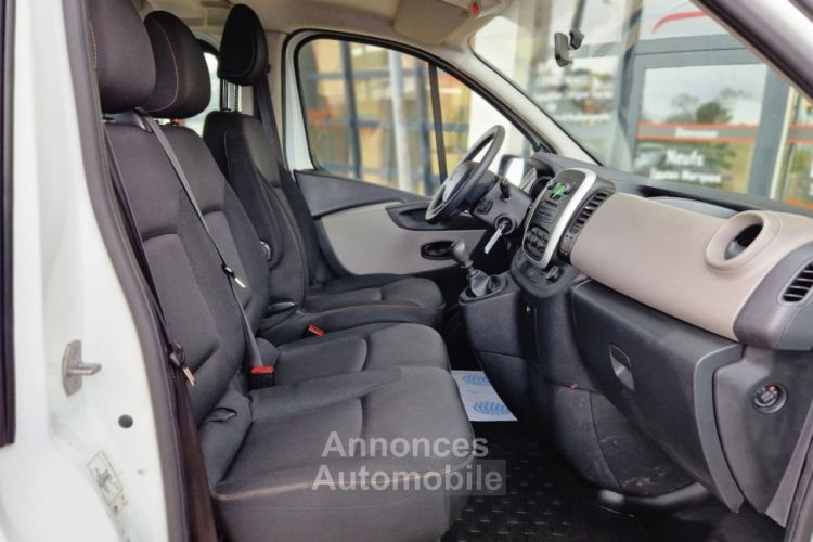 Renault Trafic COMBI 9 PLACES DCI 125 L1H1 ZEN - <small></small> 20.990 € <small>TTC</small> - #42