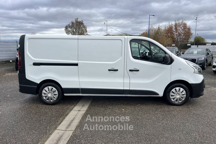 Renault Trafic Combi III L2H1 1.6 dCi 3Places Clim Régulateur Attelage 12,475 Euro H.T. - <small></small> 14.970 € <small>TTC</small> - #7