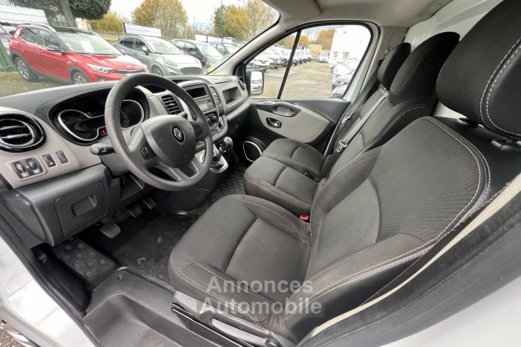 Renault Trafic Combi III L2H1 1.6 dCi 3Places Clim Régulateur Attelage 12,475 Euro H.T. - <small></small> 14.970 € <small>TTC</small> - #12