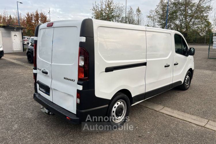 Renault Trafic Combi III L2H1 2.0 dCi 145ch S&S 3 places Clim Régulateur Attelage TVA20% 19,000Euro H.T. - <small></small> 22.800 € <small>TTC</small> - #4