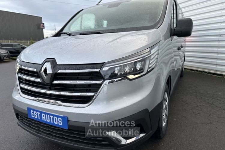 Renault Trafic Combi L1 2.0 Blue dCi 150ch S&S Zen 9 places E6E - <small></small> 39.900 € <small>TTC</small> - #5