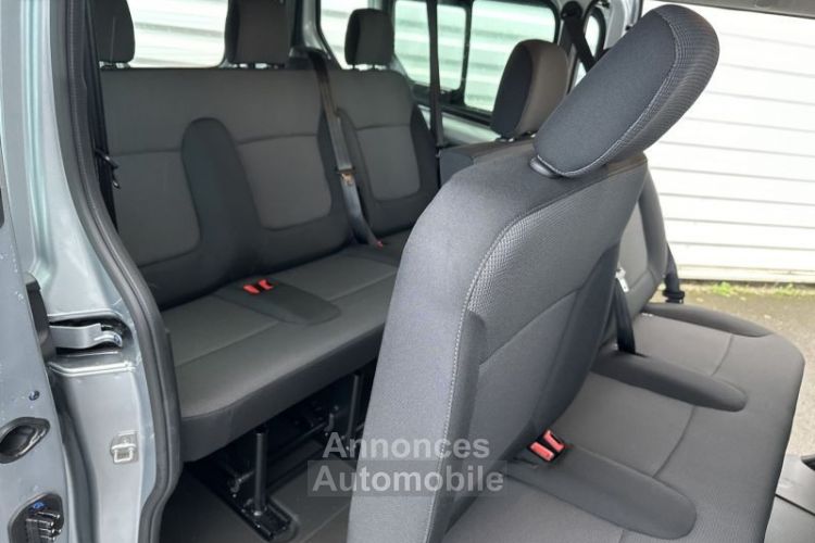 Renault Trafic Combi L1 2.0 Blue dCi 150ch S&S Zen 9 places E6E - <small></small> 39.900 € <small>TTC</small> - #14