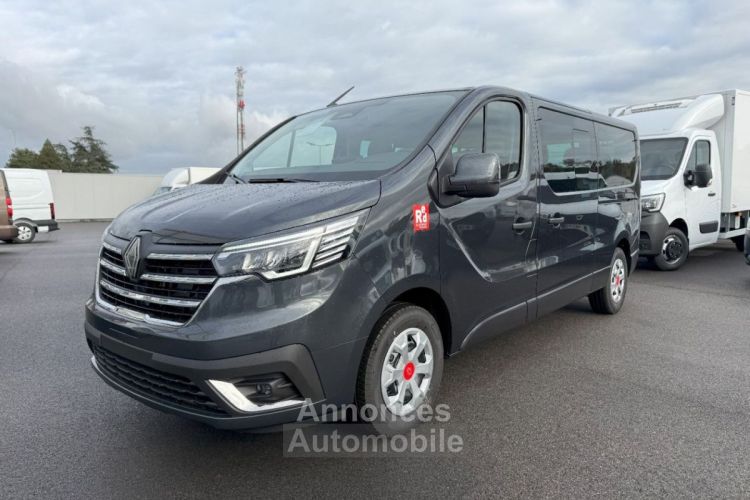 Renault Trafic COMBI L2 Blue dCi 150 RED EDITION 9PL - <small></small> 39.990 € <small>TTC</small> - #2