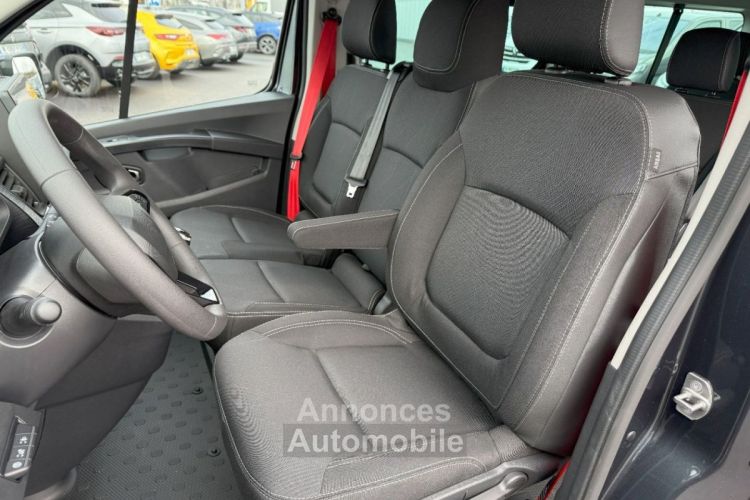 Renault Trafic COMBI L2 Blue dCi 150 RED EDITION 9PL - <small></small> 39.990 € <small>TTC</small> - #6