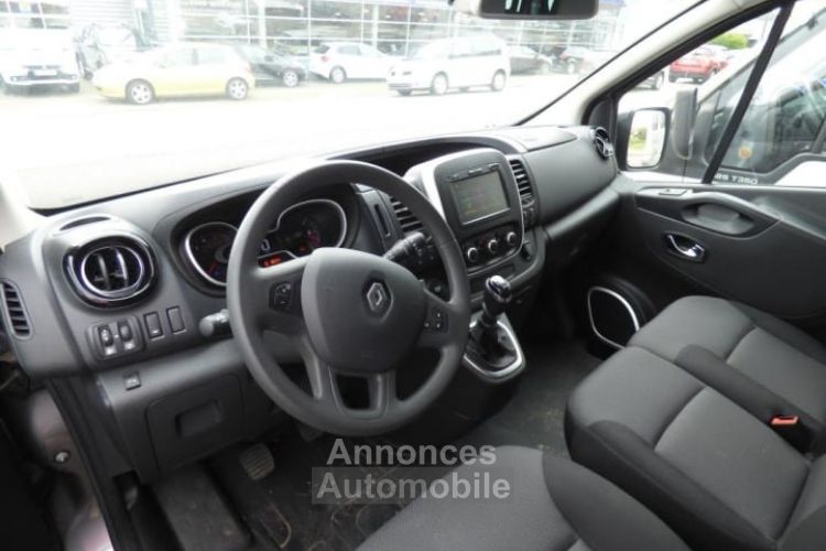 Renault Trafic COMBI MINIBUS L1 dCi 145 CH Energy S&S Life - <small></small> 30.990 € <small>TTC</small> - #8