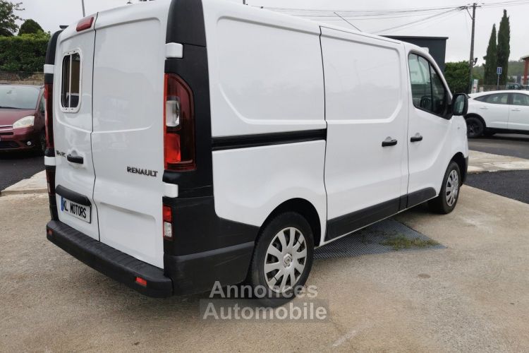 Renault Trafic DCI 95CH ISOLER POUR AMENAGEMENT MOTEUR ET TURBO NEUF - <small></small> 15.000 € <small>TTC</small> - #3