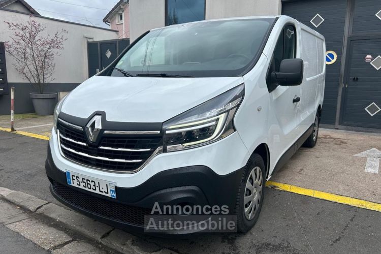 Renault Trafic Fg L1H1 1200 2.0 dCi 120ch Grand Confort E6 Garantie 12 mois Radar de recul Apple CarPlay Prix TTC 1ère main - <small></small> 13.990 € <small>TTC</small> - #2