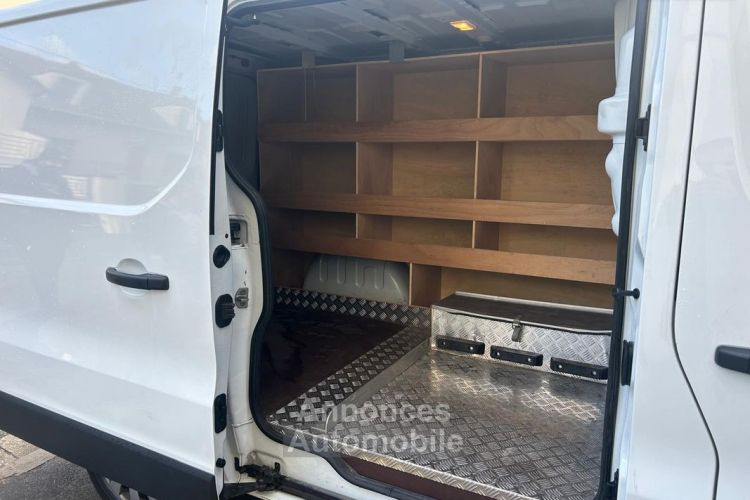 Renault Trafic Fg L1H1 1200 2.0 dCi 120ch Grand Confort E6 Historique d'entretien Garantie 12 mois Radar de recul Apple CarPlay Prix TTC - <small></small> 13.990 € <small>TTC</small> - #4