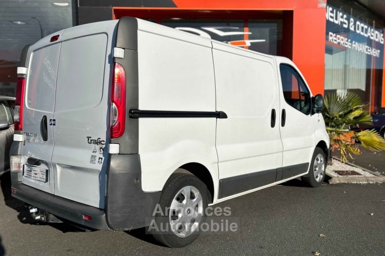 Renault Trafic FGN 2.0 DCI 90 L1H1 1000 KG CONFORT - <small></small> 10.490 € <small>TTC</small> - #2