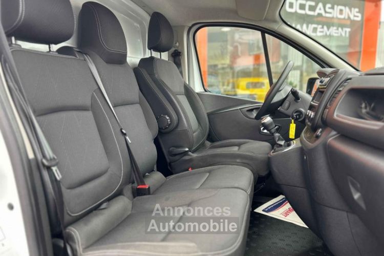 Renault Trafic FGN L2H1 1300 KG DCI 120 CONFORT - <small></small> 20.490 € <small>TTC</small> - #24