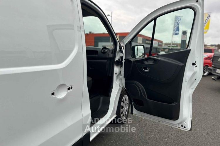 Renault Trafic FGN L2H1 1300 KG DCI 120 CONFORT - <small></small> 20.490 € <small>TTC</small> - #43