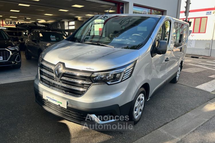 Renault Trafic FLEX 3 ANTILOPE VAN L1H1 GRAND CONFORT 2800 BlueDCI 130 VAN AMENAGE 3 PLACES - <small></small> 46.950 € <small></small> - #1