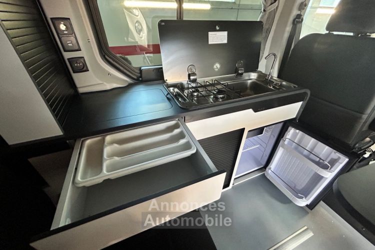 Renault Trafic FLEX 5 ANTILOPE VAN L1H1 CONFORT + BLUEDCI 150 EDC VAN AMENAGE 5 PLACES 4 COUCHAGES - <small></small> 66.200 € <small></small> - #8