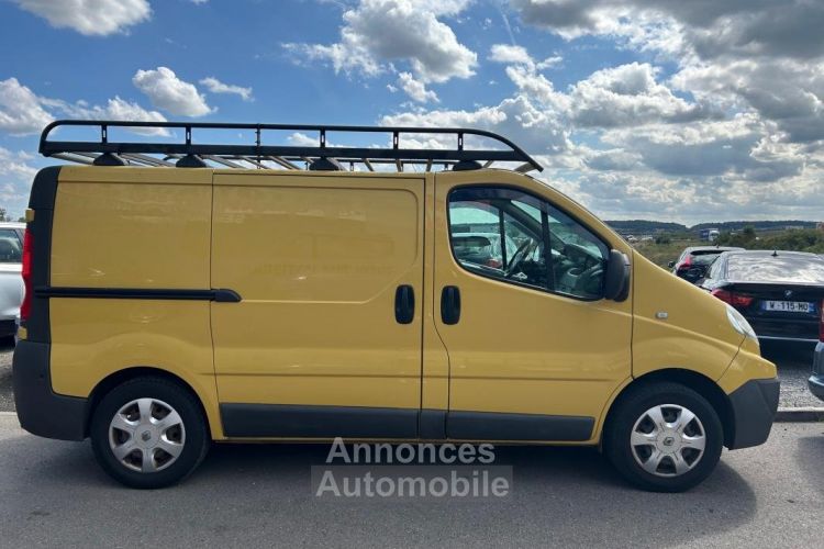 Renault Trafic FOURGON FGN 2.0 DCI 90 L1H1 1000 KG GENERIQUE - <small></small> 9.900 € <small>TTC</small> - #1