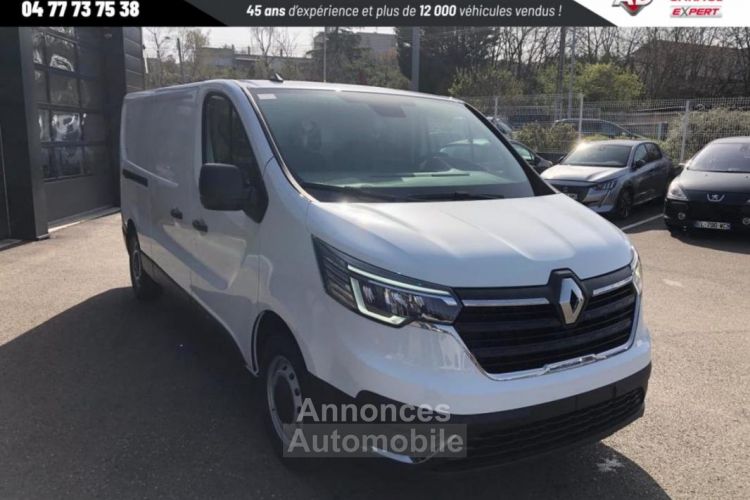 Renault Trafic FOURGON FGN L2H1 3000 KG BLUE DCI 130 GRAND CONFORT - <small></small> 32.990 € <small>TTC</small> - #1