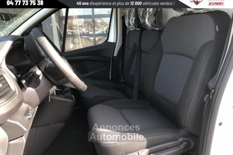 Renault Trafic FOURGON FGN L2H1 3000 KG BLUE DCI 130 GRAND CONFORT - <small></small> 32.990 € <small>TTC</small> - #4