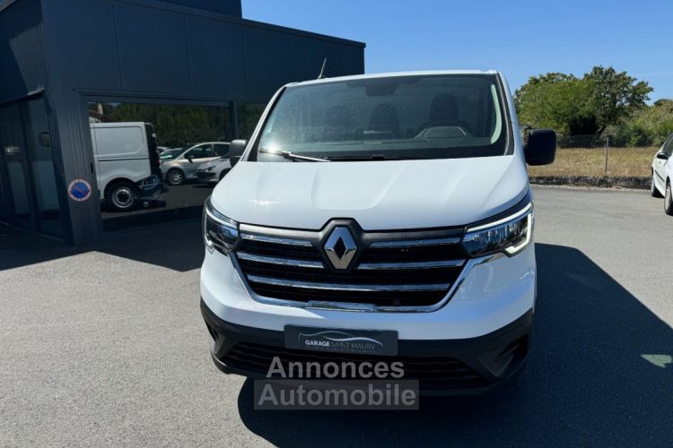 Renault Trafic FOURGON GRAND CONFORT L1H1 2,0 dci 130ch 23325 HT - <small></small> 27.990 € <small>TTC</small> - #2