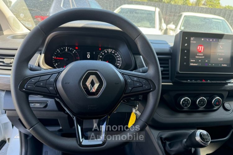 Renault Trafic FOURGON GRAND CONFORT L1H1 2,0 dci 130ch 23325 HT - <small></small> 27.990 € <small>TTC</small> - #12