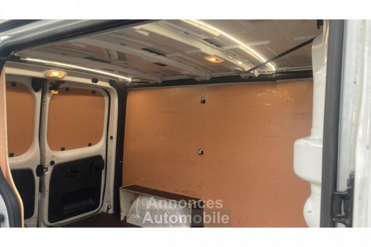 Renault Trafic Fourgon III L1H1 1000 Kg 2.0 dCi 120 Grand Confort - <small></small> 16.990 € <small></small> - #25