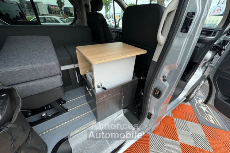 Renault Trafic FOURGON L1H1 2.0 dCi 130 BV6 ANTILOPE VAN FLEX PLUS - <small></small> 53.450 € <small>TTC</small> - #25