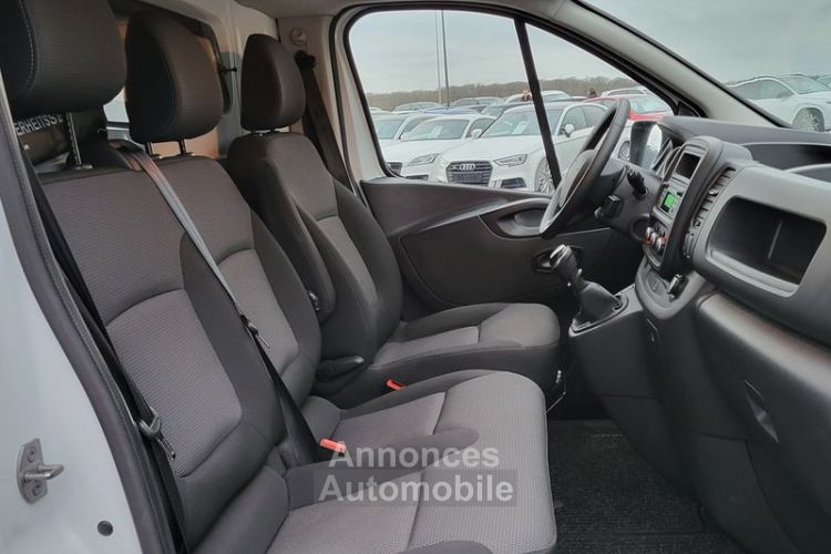 Renault Trafic Fourgon L2H1 2.0 dci 120 CH Led Keyless 3 Places Garantie 6 ans 289HT-mois - <small></small> 19.991 € <small>TTC</small> - #4