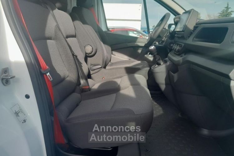 Renault Trafic FOURGON L2H1 3000 KG BLUE DCI 150 RED EDITION - <small></small> 32.990 € <small>TTC</small> - #4