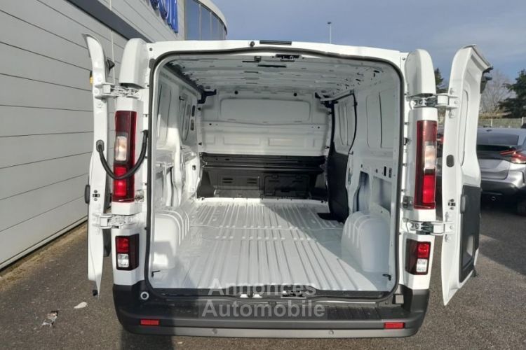 Renault Trafic FOURGON L2H1 3000 KG BLUE DCI 150 RED EDITION - <small></small> 32.990 € <small>TTC</small> - #17
