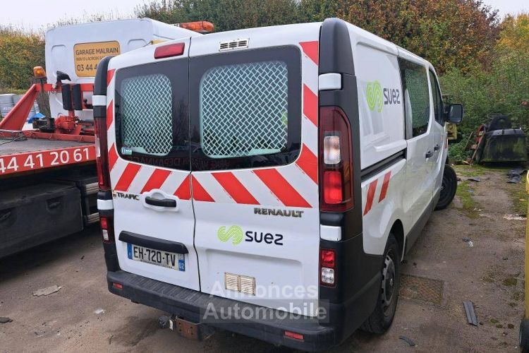 Renault Trafic Furgon L1H1 1200 Confort 1.6 dCi 145CV BVM6 - <small></small> 11.980 € <small>TTC</small> - #3