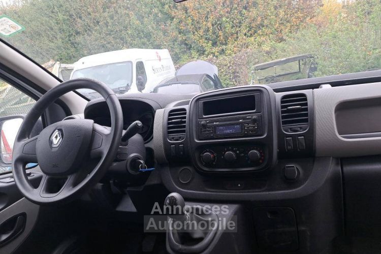 Renault Trafic Furgon L1H1 1200 Confort 1.6 dCi 145CV BVM6 - <small></small> 11.980 € <small>TTC</small> - #5