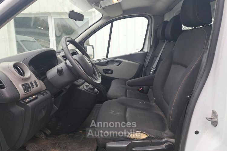 Renault Trafic Furgon L1H1 1200 Confort 1.6 dCi 145CV BVM6 - <small></small> 11.980 € <small>TTC</small> - #8