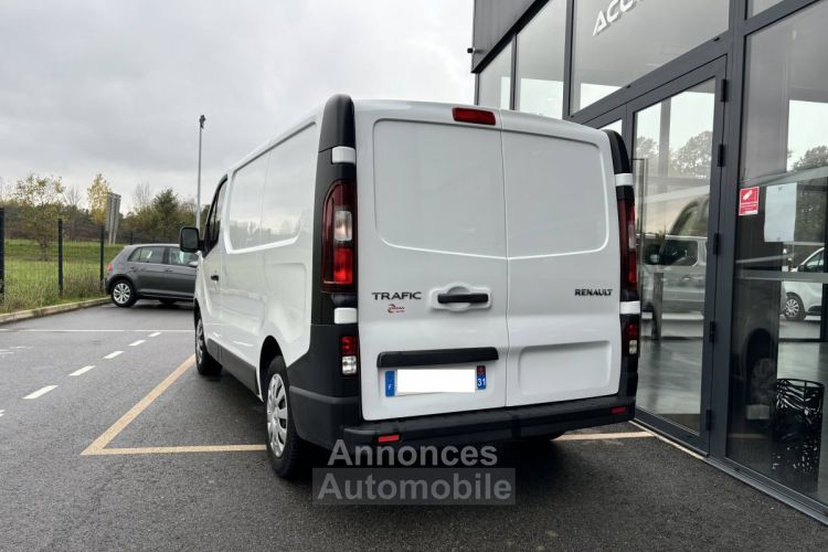 Renault Trafic III 1.6 DCI 95 GD CONFORT L1H1 - <small></small> 14.990 € <small>TTC</small> - #2