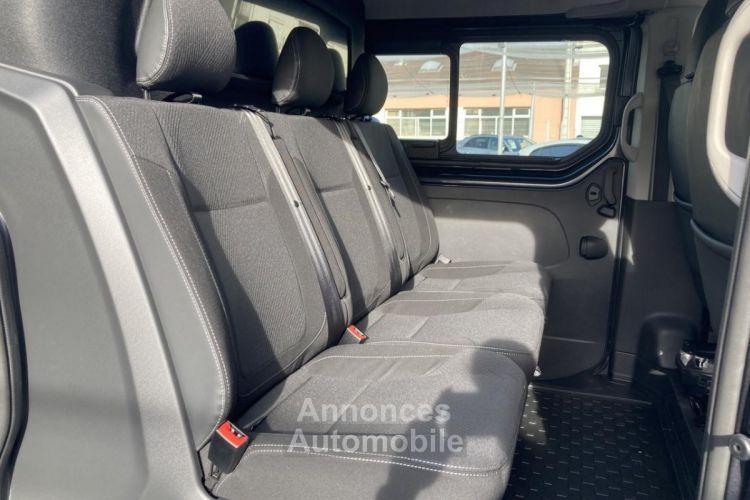 Renault Trafic III (2) CABINE APPROFONDIE L2H1 3000 KG BLUE DCI 150 EDC RED EXCLUSIVE - <small></small> 40.890 € <small></small> - #10