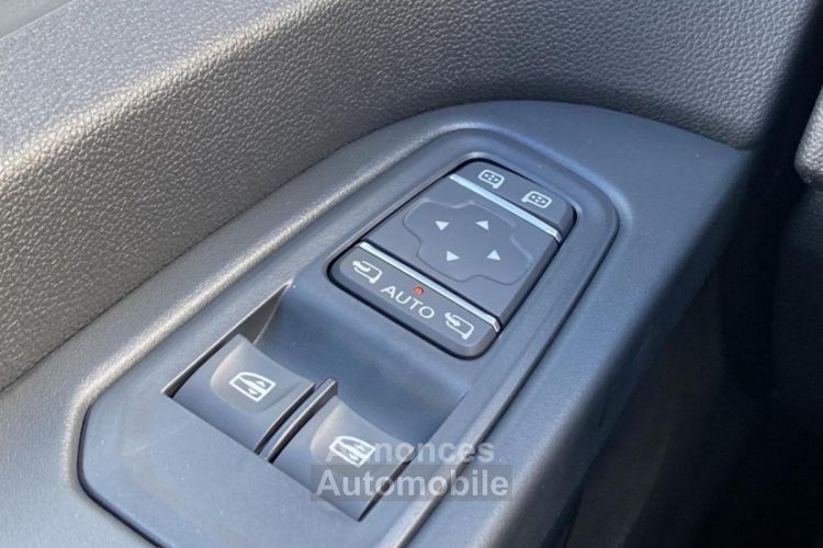 Renault Trafic III (2) CABINE APPROFONDIE SIEGES AMOVIBLES L2H1 3000 KG DCI 150 EDC - <small></small> 46.500 € <small></small> - #38