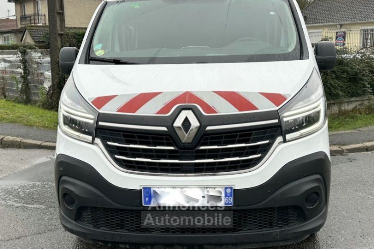 Renault Trafic III 2.0 DCI 170CV BVA L2H1 6 PLACES ENTRETIEN A JOUR 17492HT TBEG - <small></small> 20.990 € <small>TTC</small> - #7