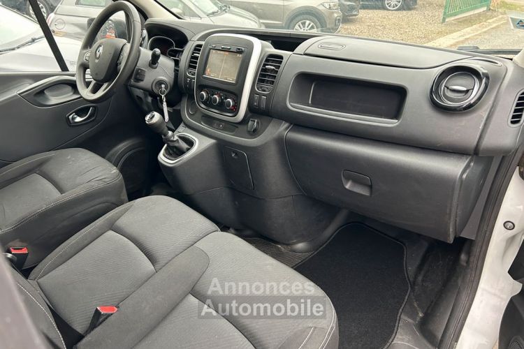 Renault Trafic III 2.0 l DCi 120 cv S&S 1000 Grand Confort Crit'air 2 - <small></small> 17.640 € <small>TTC</small> - #5