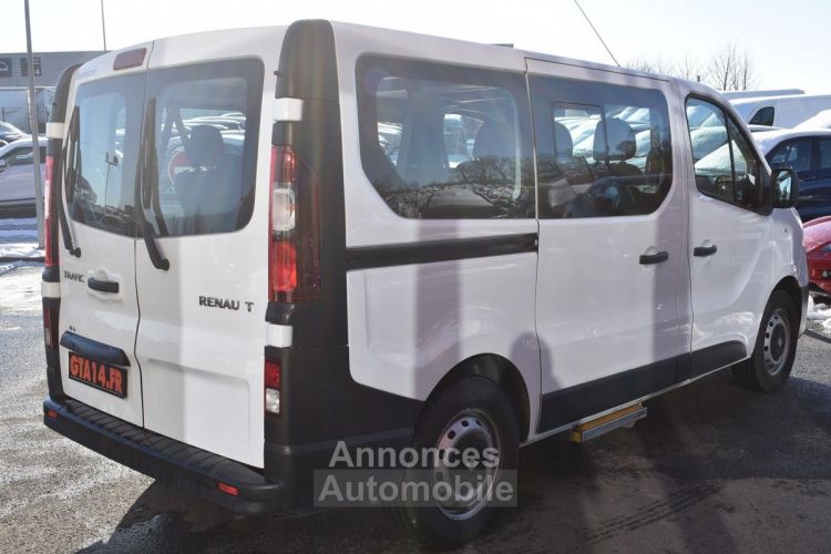 Renault Trafic III COMBI L1 1.6 DCI 125CH ENERGY LIFE 9 PLACES - <small></small> 24.490 € <small>TTC</small> - #2