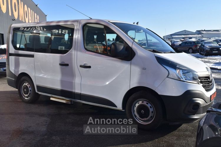 Renault Trafic III COMBI L1 1.6 DCI 125CH ENERGY LIFE 9 PLACES - <small></small> 24.490 € <small>TTC</small> - #20