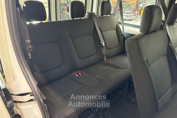 Renault Trafic III COMBI L1 1.6 DCI 125CH ENERGY LIFE 9 PLACES - <small></small> 23.990 € <small>TTC</small> - #18