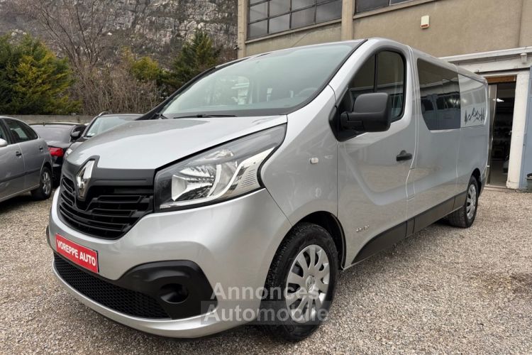 Renault Trafic III COMBI L2 1.6 DCI 125CH ENERGY LIFE 9 PLACES/ CRITAIR 2 / CREDIT / - <small></small> 15.999 € <small>TTC</small> - #1