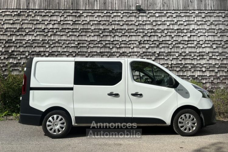 Renault Trafic III FG L1H1 1000 2.0 DCI 120CH CABINE APPROFONDIE / APPLE CARPLAY / RÉGULATEUR DE VITES - <small></small> 19.490 € <small>TTC</small> - #2